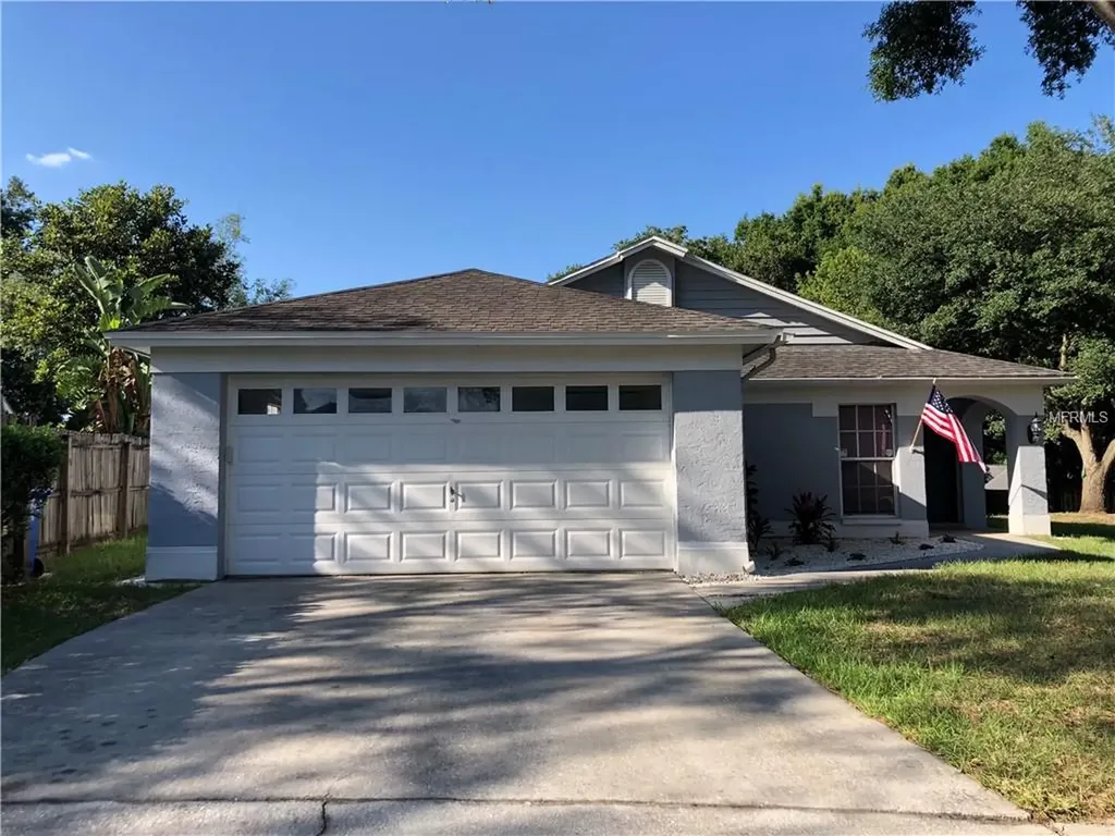 611 Sand Ridge Drive Valrico FL 33594
