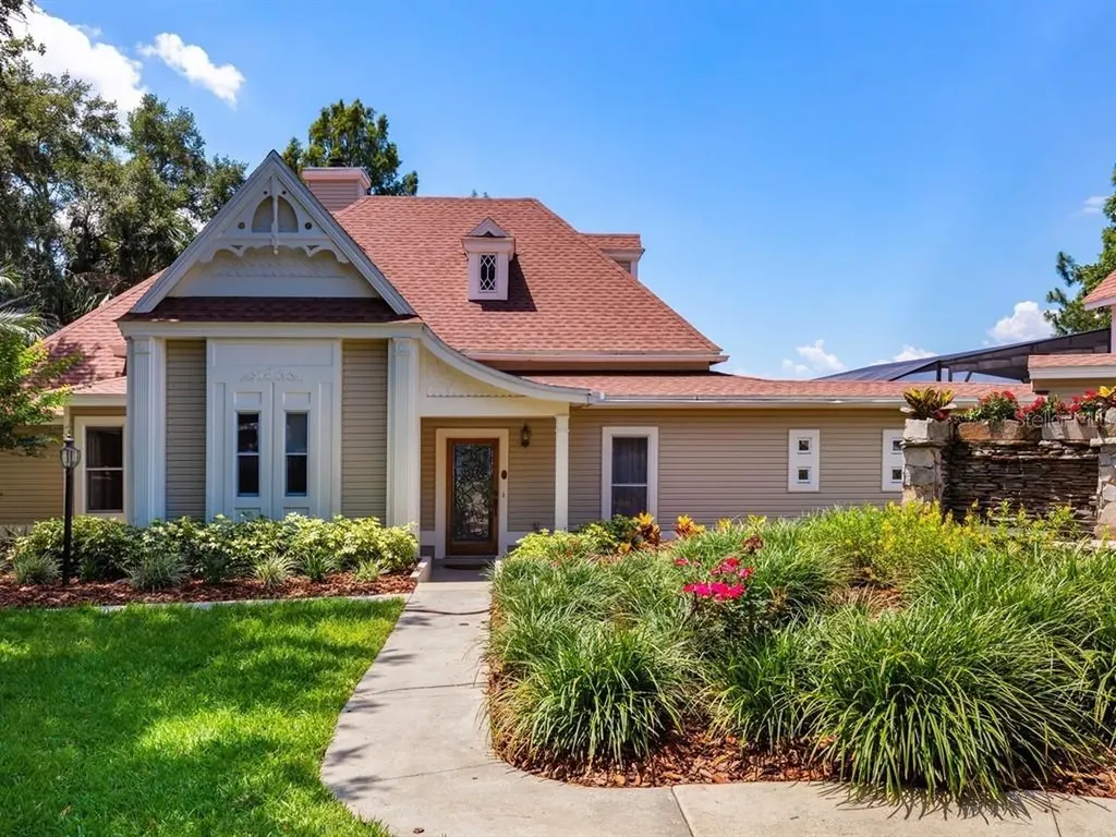 1212 Oakland Lane Mount Dora FL 32757