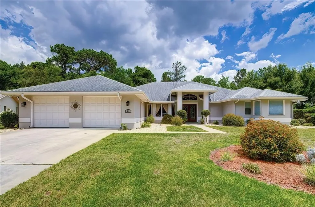 21 Fig Court E Homosassa FL 34446