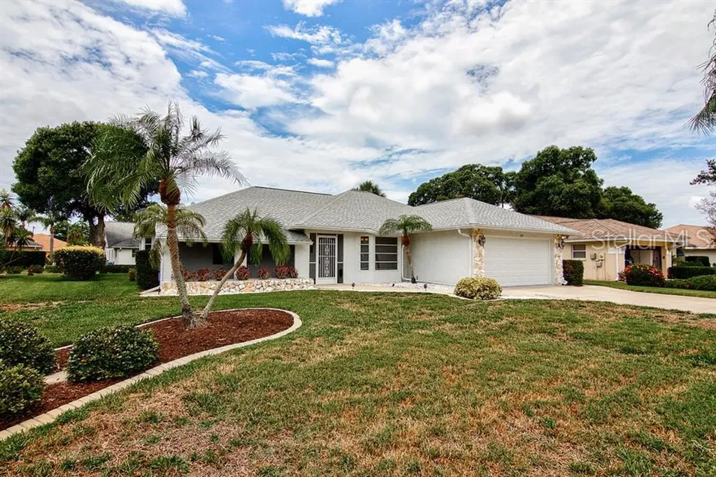 425 Lake Of The Woods Drive Venice FL 34293