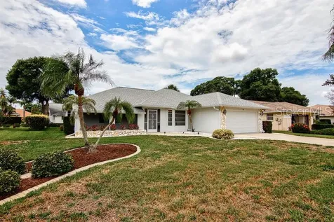 425 Lake Of The Woods Drive Venice FL 34293