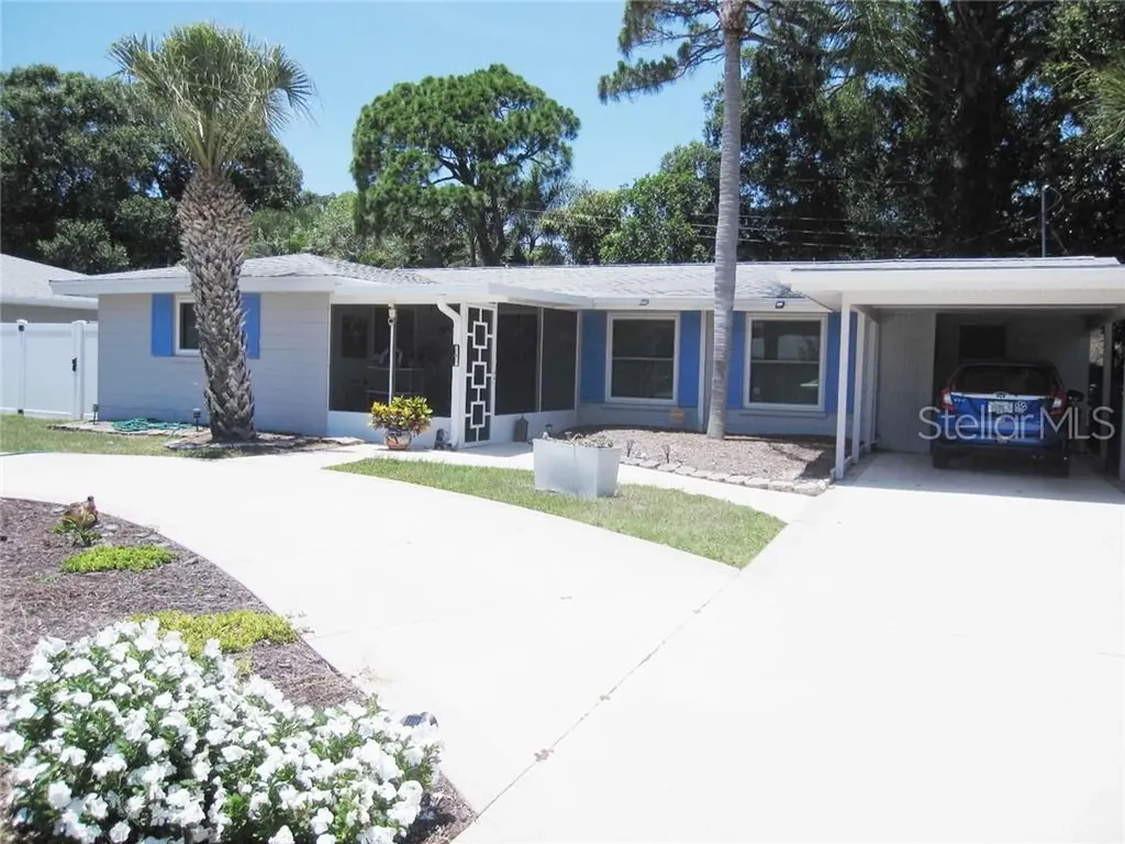 2305 Milford Circle Sarasota FL 34239