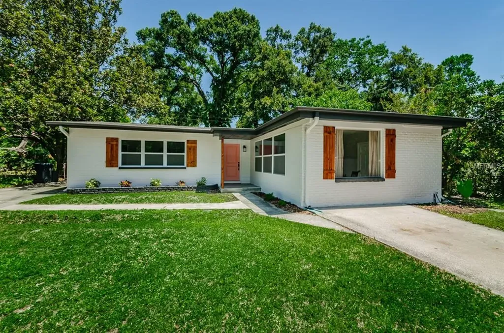 1914 E Hamilton Avenue Tampa FL 33610