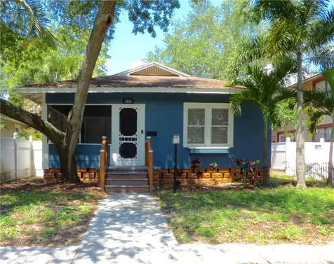 1033 8th Street S St Petersburg FL 33701