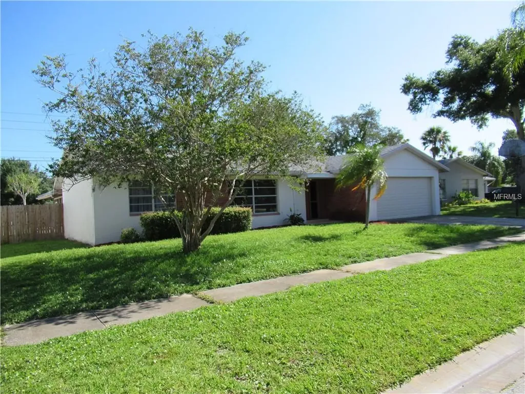 2950 166th Avenue N Clearwater FL 33760
