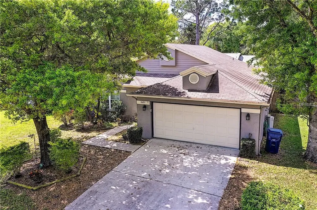 1631 Coppersmith Court Lutz FL 33559