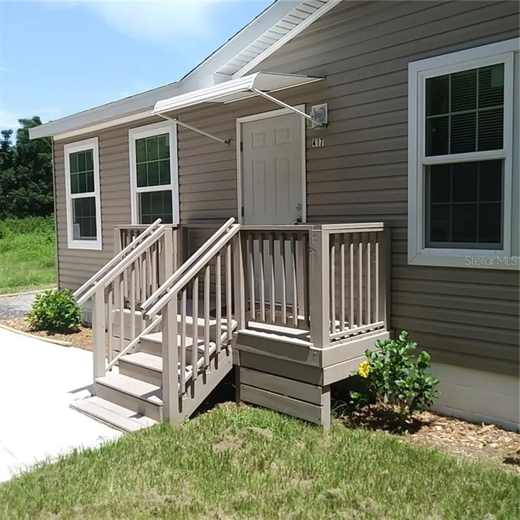 417 8th Avenue NE Largo FL 33770