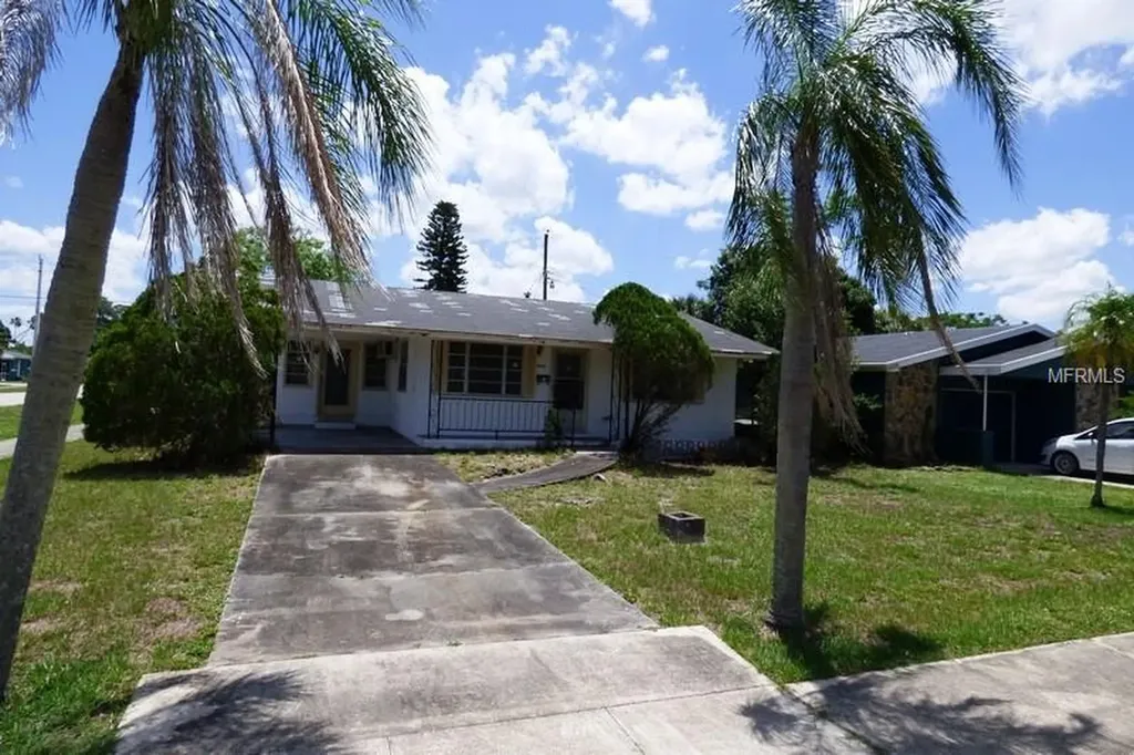 3903 La Palma Street Fort Myers FL 33901