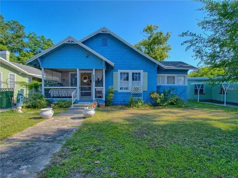 1112 Herndon Street Leesburg FL 34748