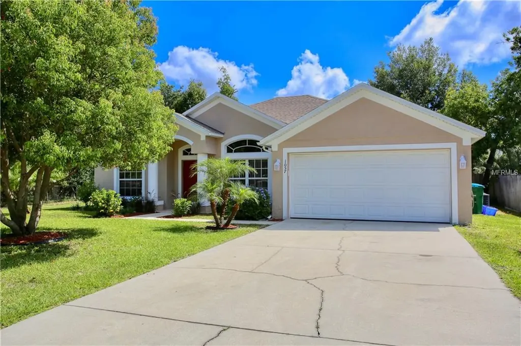 1057 Treadway Drive Deltona FL 32738