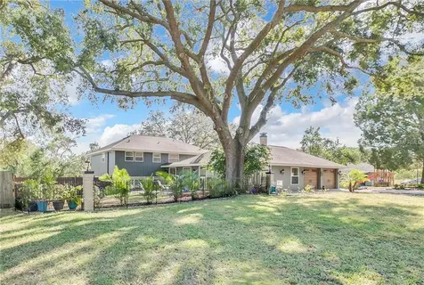 1106 King Arthur Court Valrico FL 33594