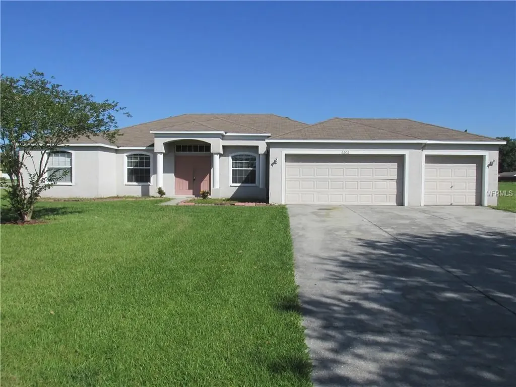 2202 Wooden Shoe Way Plant City FL 33567