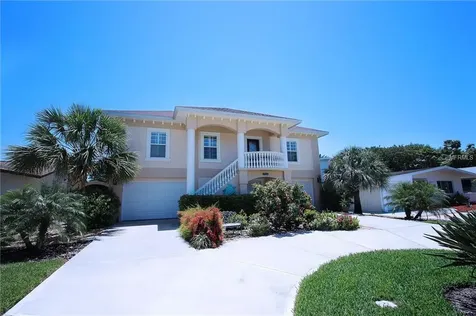 4147 Huntington Street NE St Petersburg FL 33703