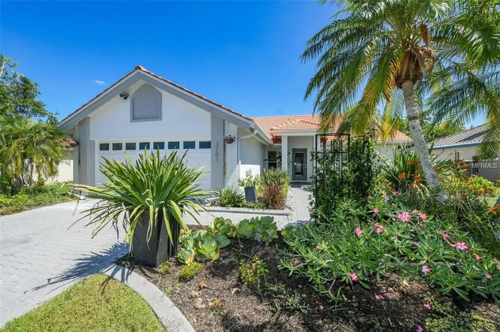 3701 71st Terrace E Sarasota FL 34243