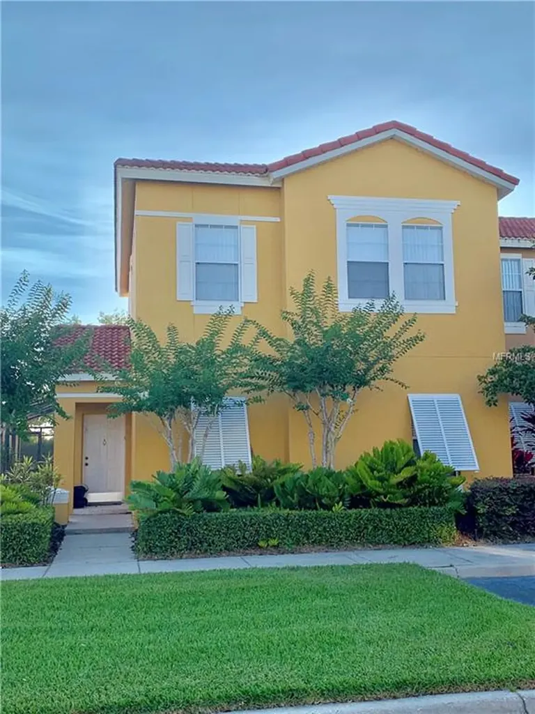 132 Pompano Beach Drive Kissimmee FL 34746