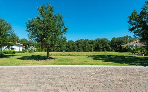 19419 Beacon Park Place Bradenton FL 34202
