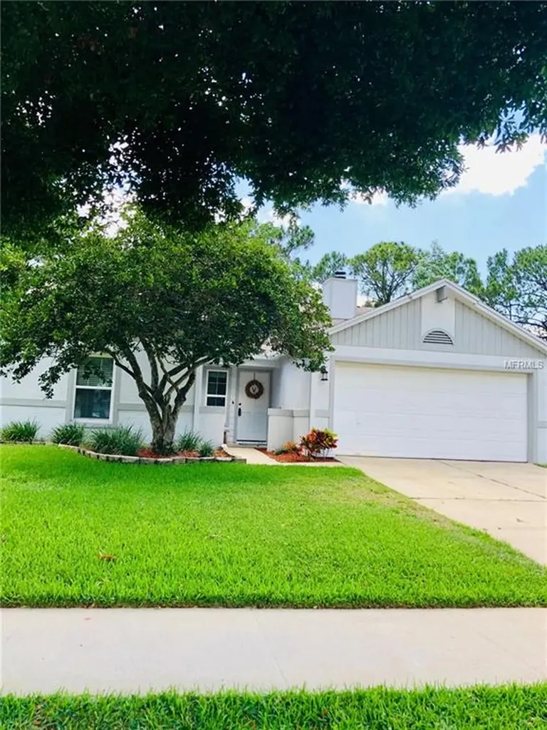 1021 Mckinnon Avenue Oviedo FL 32765