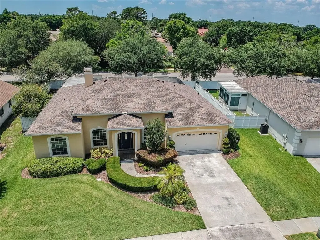3913 Turnbury Street Valrico FL 33596