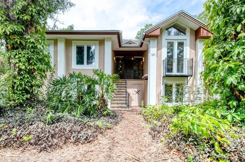 1201 Fairway Avenue S St Petersburg FL 33705
