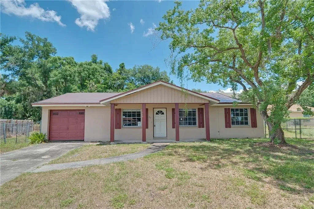 450 S Avocado Court Eagle Lake FL 33839