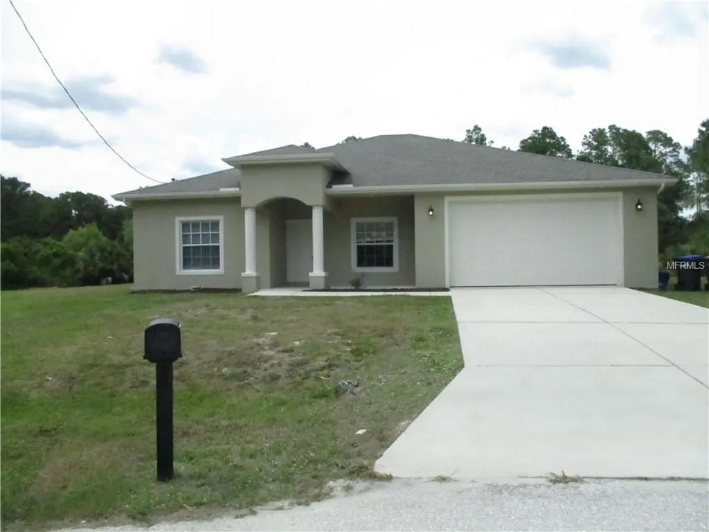 1716 Hainsworth Court North Port FL 34288
