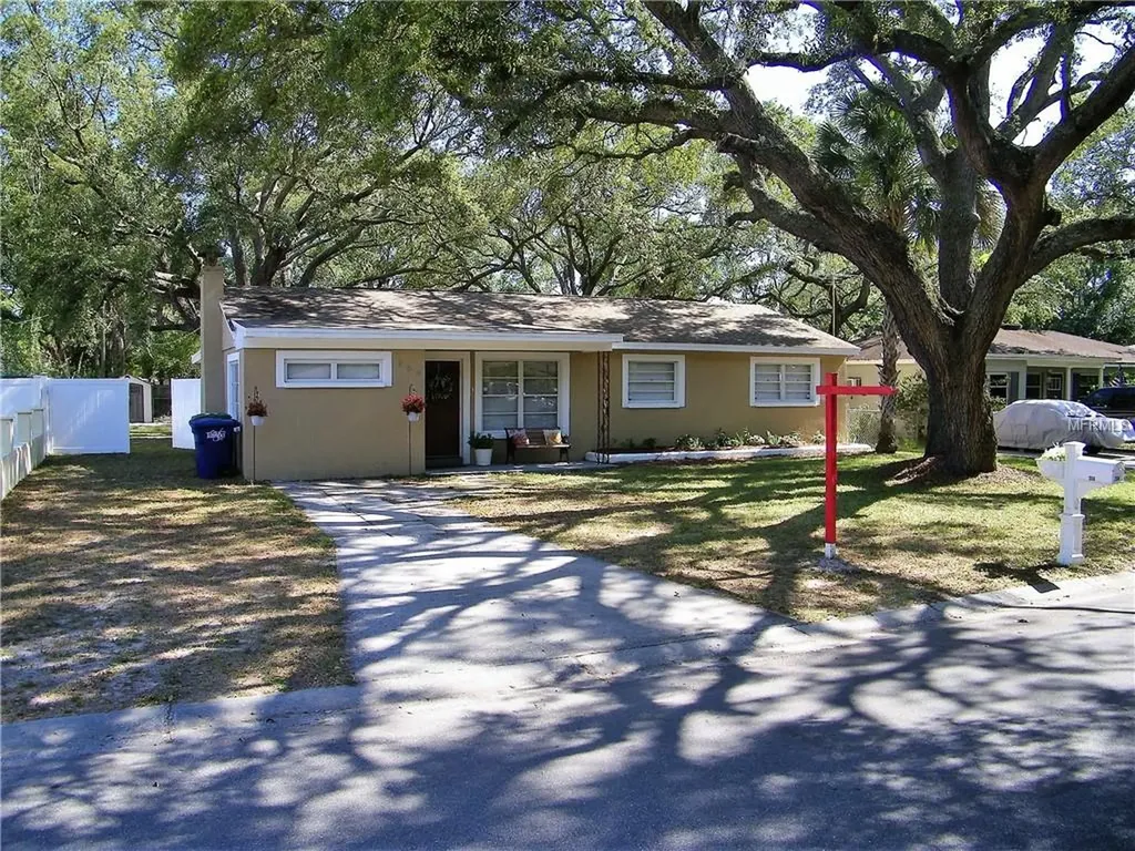 204 W Azalea Avenue Tampa FL 33612