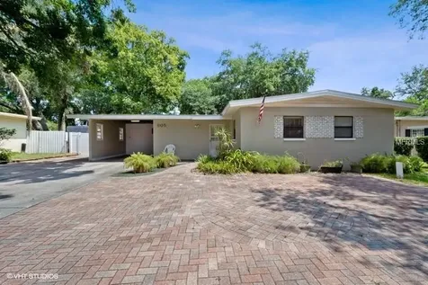 805 W Country Club Drive Tampa FL 33612