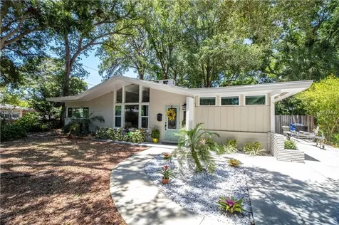 224 Eadon Lane N St Petersburg FL 33710