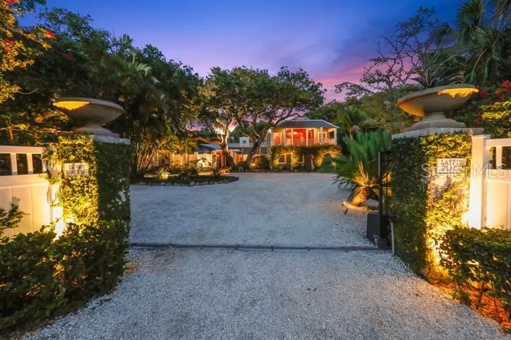 1044 N Casey Key Road Osprey FL 34229