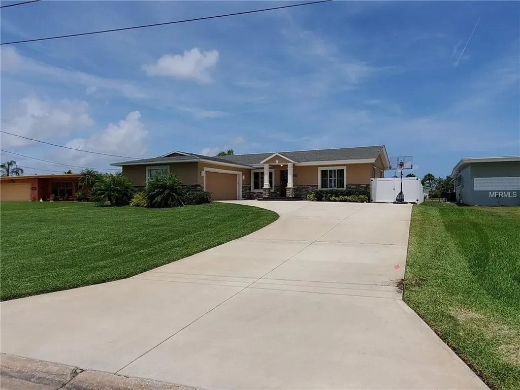 140 Bellewood Avenue South Daytona FL 32119