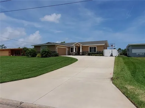 140 Bellewood Avenue South Daytona FL 32119
