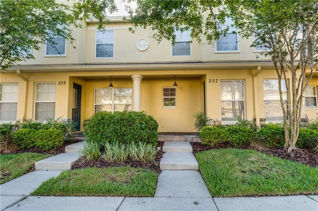 257 Castlekeeper Place Valrico FL 33594