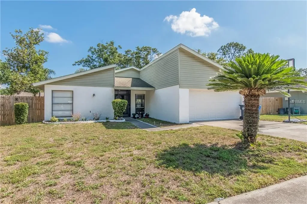 2322 Southern Lites Avenue Lutz FL 33549