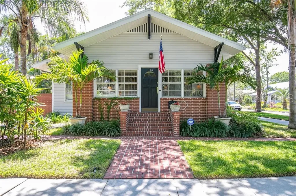1156 Bay Street NE St Petersburg FL 33701