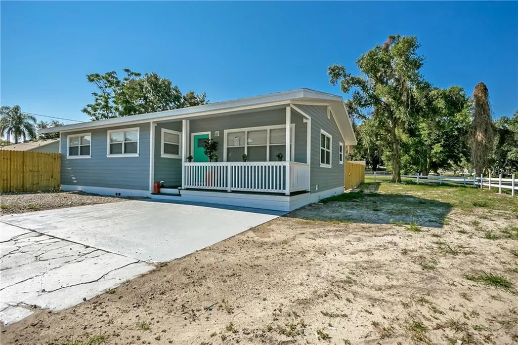 5010 W Robinson Street Orlando FL 32811