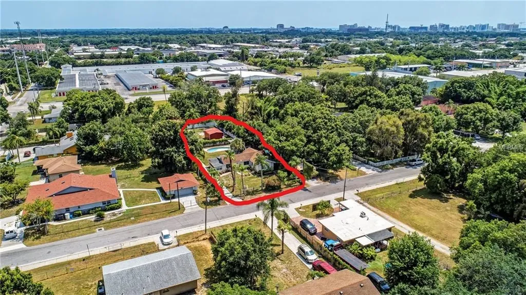 2580 19th Street Sarasota FL 34234