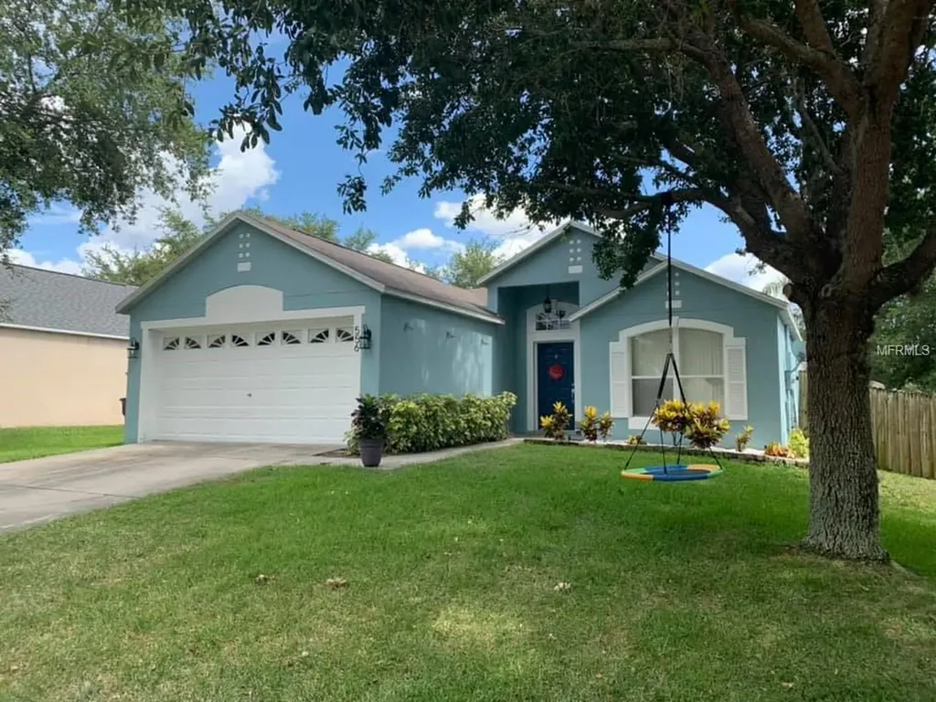 556 Wekiva Bluff Street Apopka FL 32712