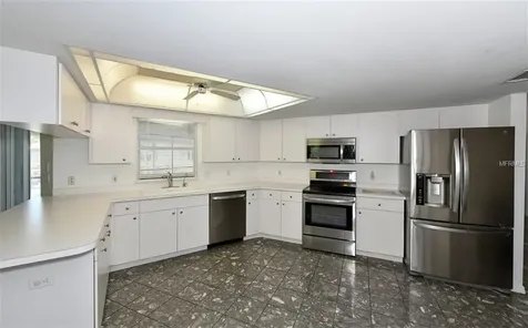 5778 Helen Way Sarasota FL 34243