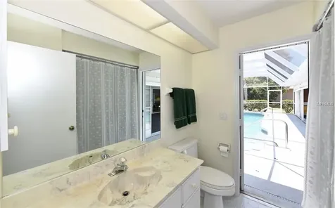 5778 Helen Way Sarasota FL 34243