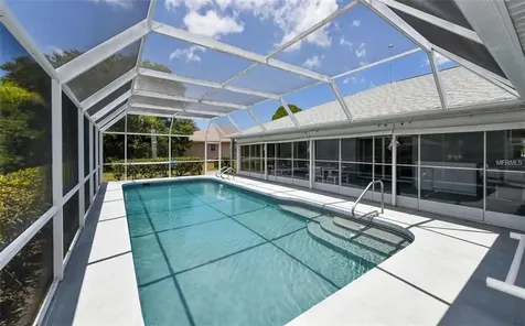 5778 Helen Way Sarasota FL 34243