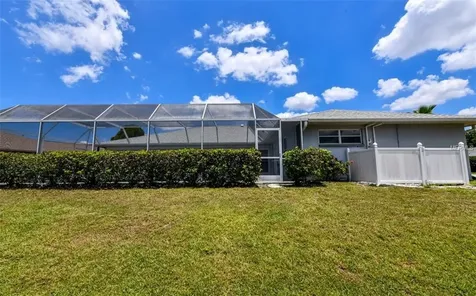 5778 Helen Way Sarasota FL 34243
