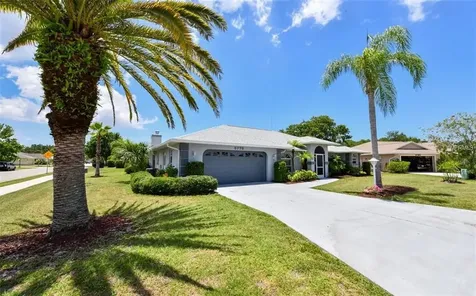 5778 Helen Way Sarasota FL 34243