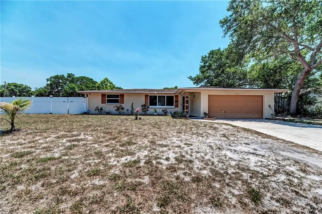 3340 6th Street Sarasota FL 34237