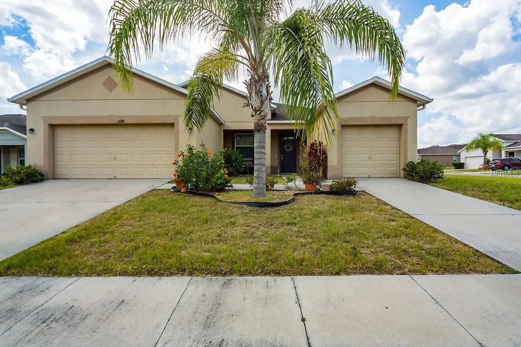 4392 Stoney River Drive Mulberry FL 33860