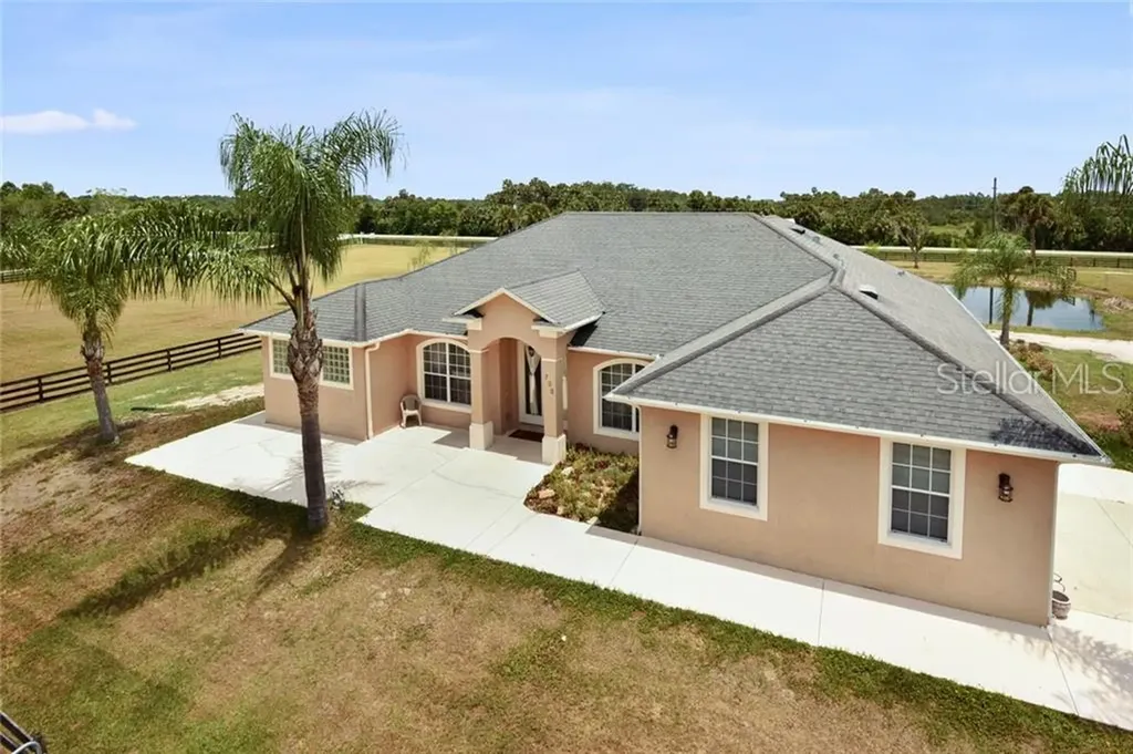 725 Cabbage Palm Point Geneva FL 32732