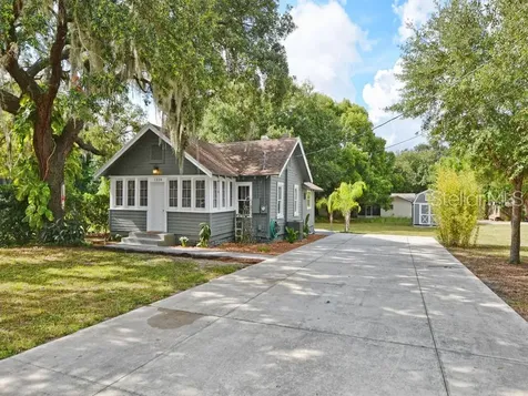 1320 Plymouth Avenue Mount Dora FL 32757