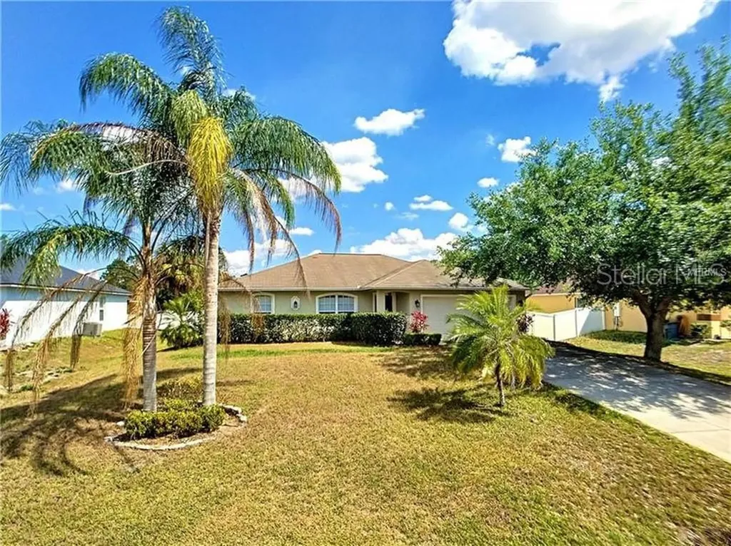 2911 Foraker Way Kissimmee FL 34758