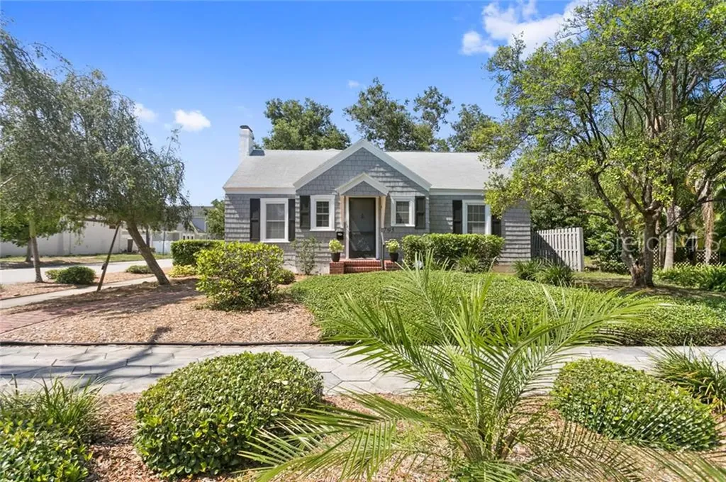 795 28th Avenue N St Petersburg FL 33704