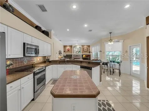 387 Deer Pointe Circle Casselberry FL 32707