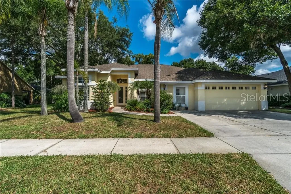 5707 Golden Owl Loop Land O Lakes FL 34638